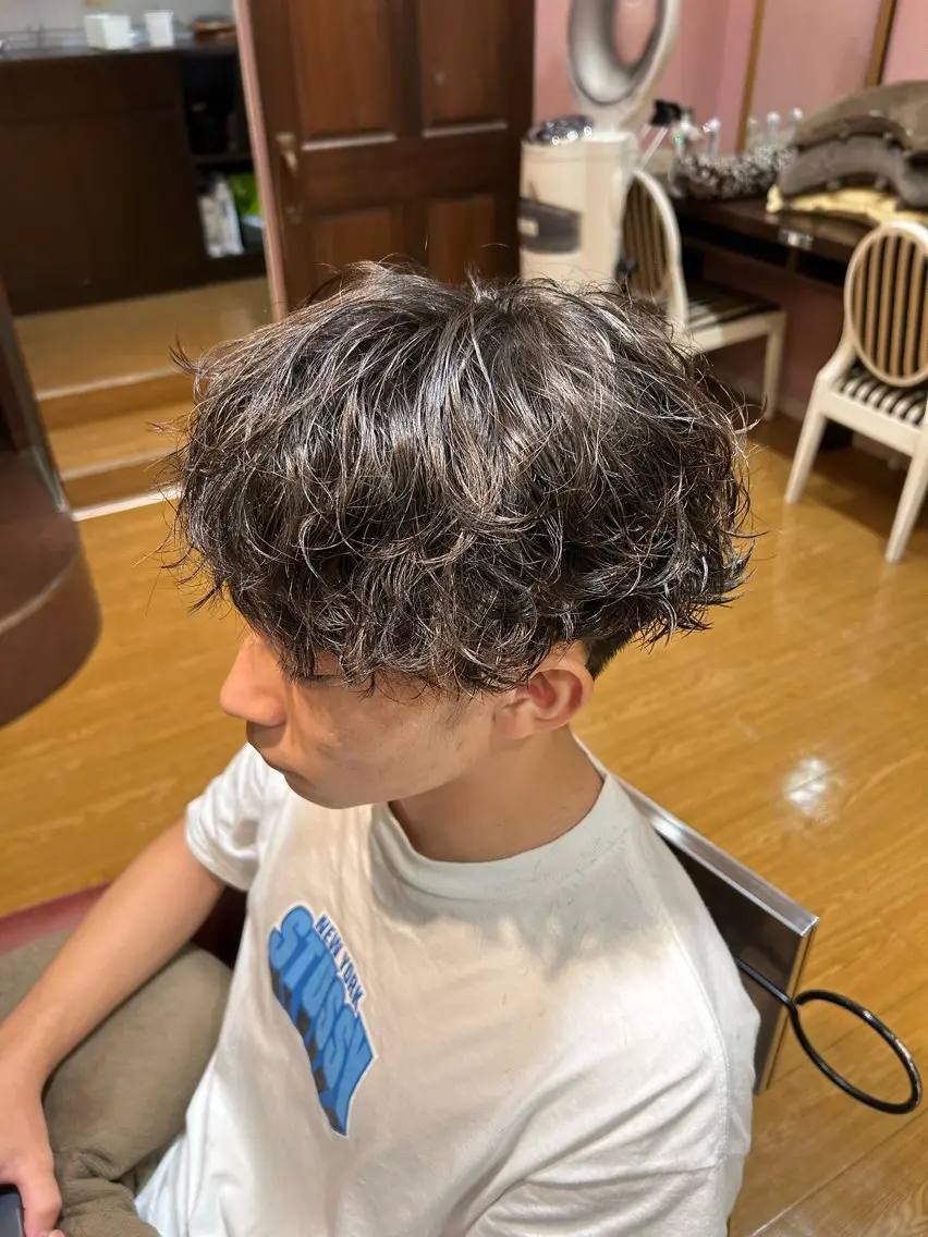 パーマ メンズ メンズパーマ スパイラルパーマ Lenahc かめのヘアスタイル