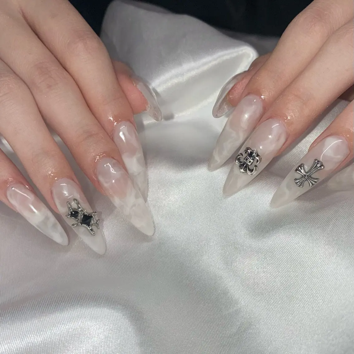 ネイル Nail ヌシん家 AKANEのネイルデザイン