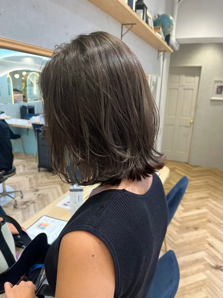 ミディアム カラー カット ヘアカラー 透明感カラー│ レイヤーヘア中居美樹のヘアスタイル