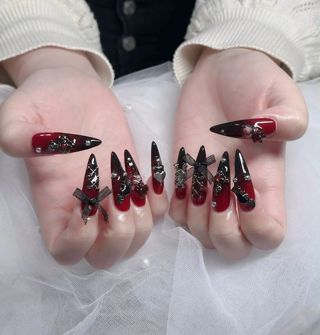 ネイル オーロラネイル フレンチネイル グラデーション ハロウィン 氷ネイル・うるうるネイル ハンドネイル H.baby Nail Salonのネイルデザイン