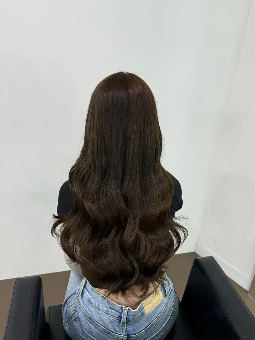 ロング ボブ くびれヘア 髪質改善 韓国風ヘア レイヤーカット 【ioe岡本】🐶 向井歩のヘアスタイル