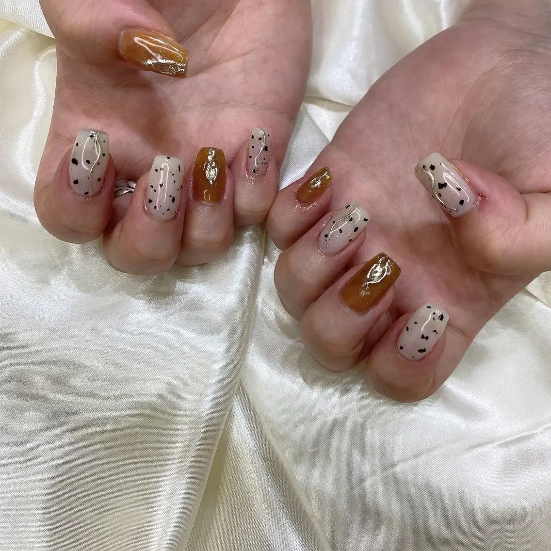 ネイル ハンドネイル 西岡 杏のネイルデザイン