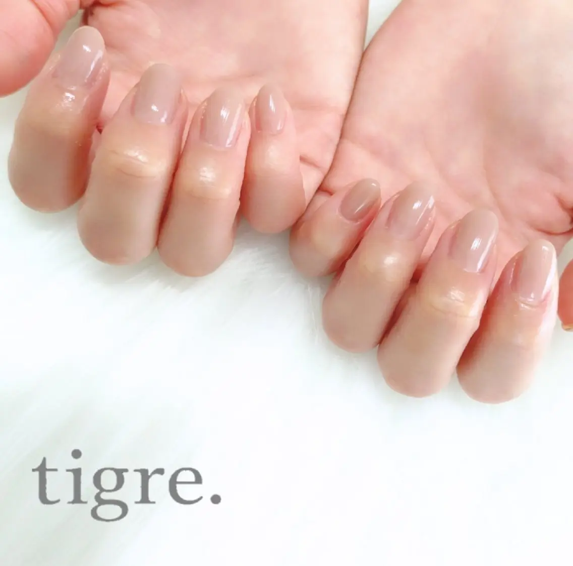 ネイル ハンドネイル tigre .のネイルデザイン