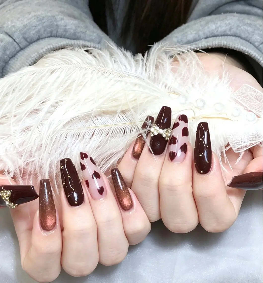 ネイル ハンドネイル Glow Minamiのネイルデザイン