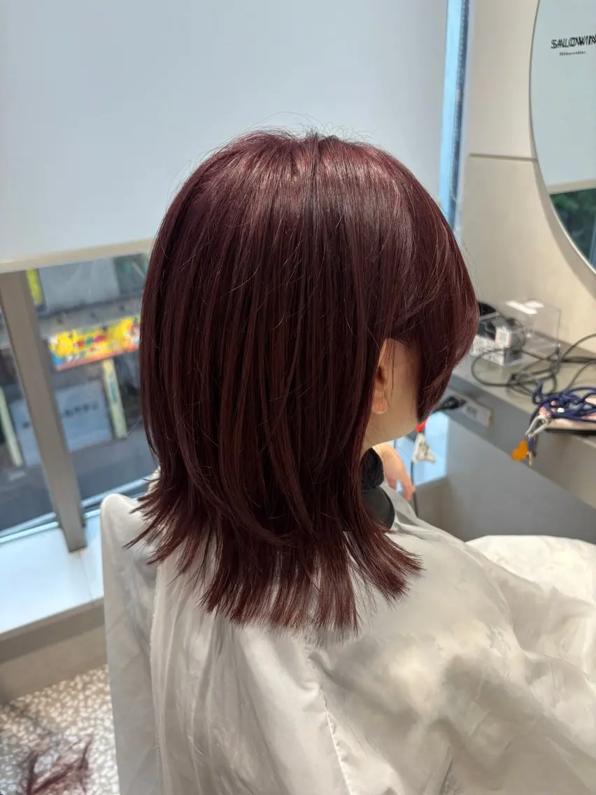 ミディアム パープルカラー ウルフカット カット ヘアカラー kazufumi ..のヘアスタイル