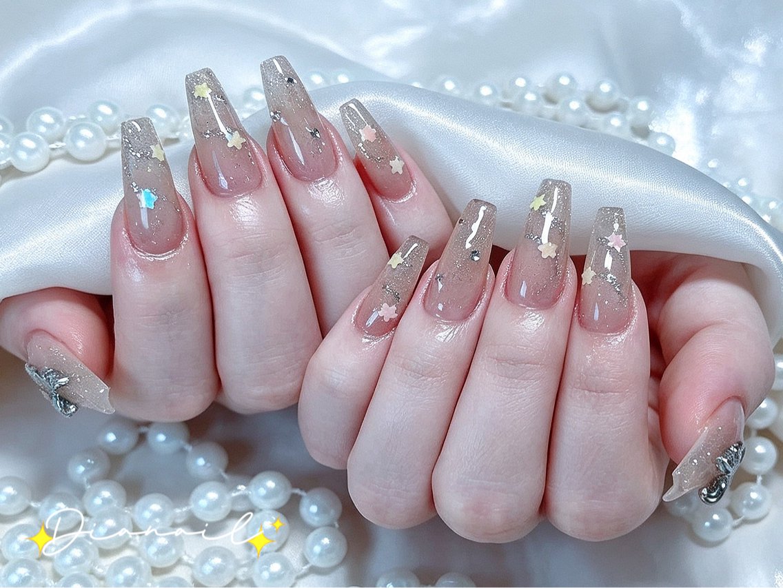 ネイル フットネイル 韓国ネイル レース マグネットネイル ニュアンスネイル ハンドネイル Dia nail サロンのネイルデザイン