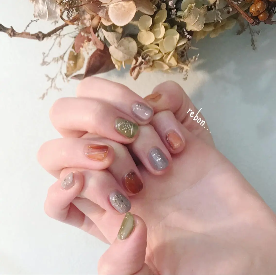 ネイル ハンドネイル フットネイル rebon＊ natsukiのネイルデザイン