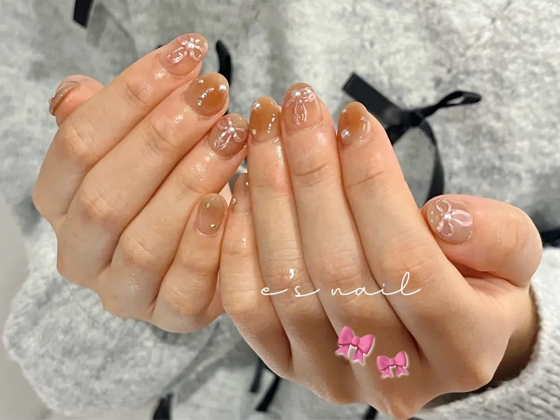 ネイル ハンドネイル ハンドケア e’s nail Lumièreのネイルデザイン