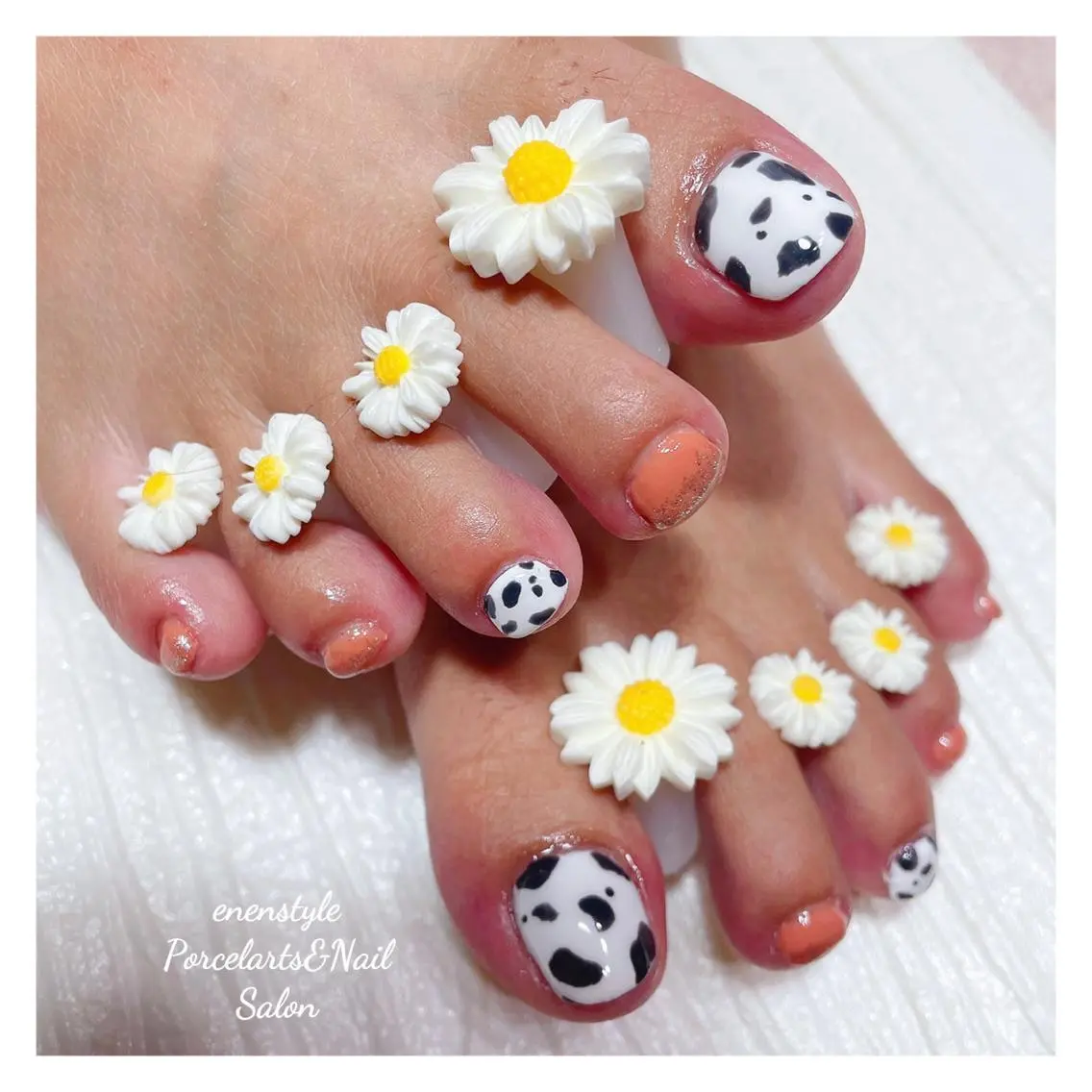 ミディアム ネイル 🐾enen style 🐾のネイルデザイン