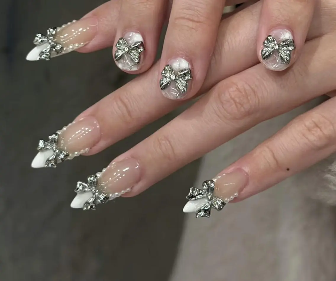 ネイル ハンドネイル ハンドケア 🍑 momo_nailのネイルデザイン