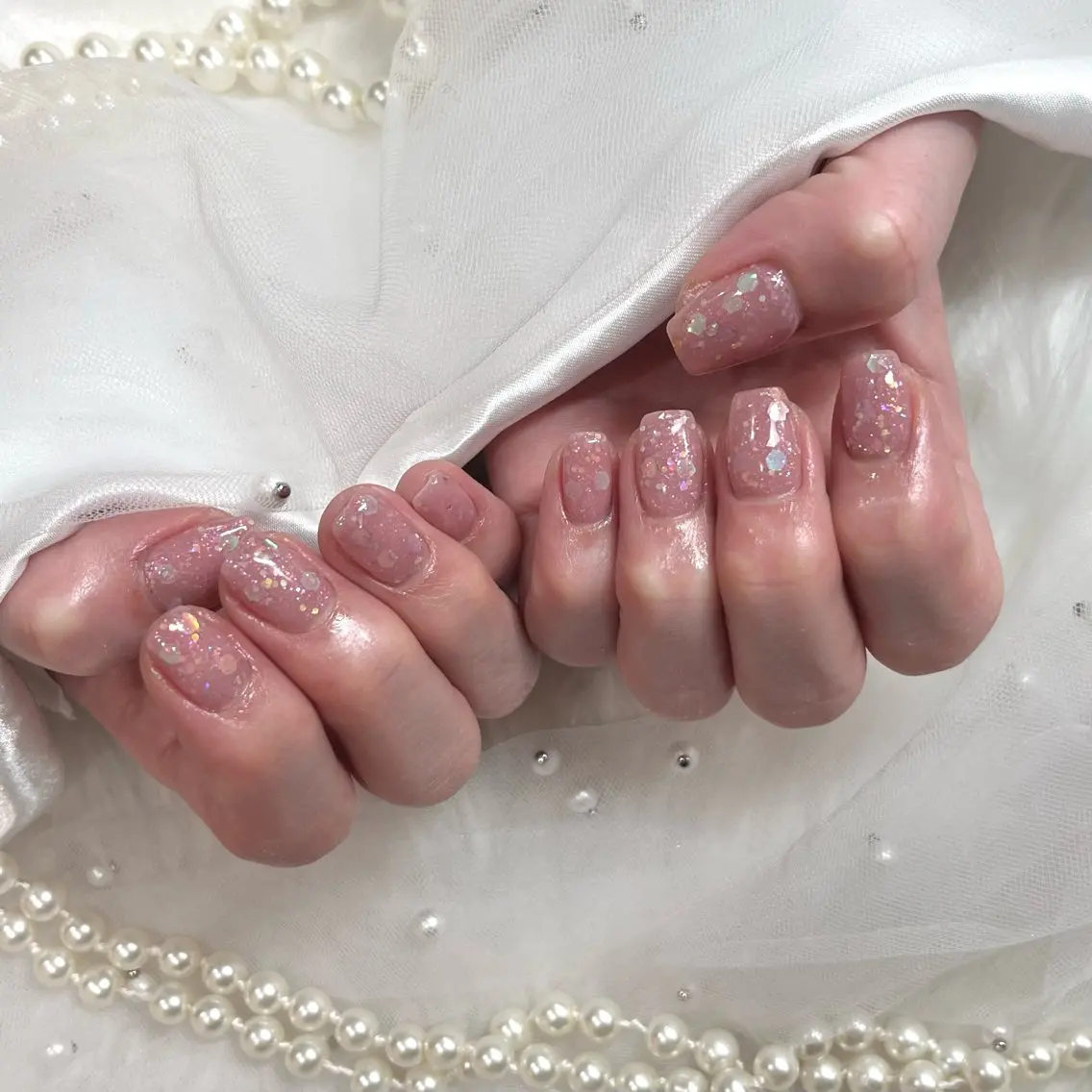ネイル ホログラムネイル ワンカラーネイル Zir nail🪽 Otohaのネイルデザイン