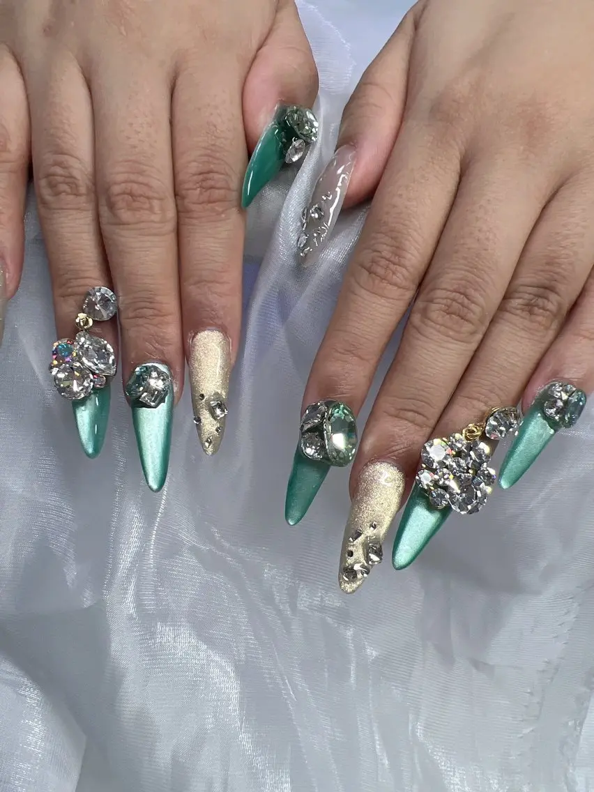 ネイル ロングネイル ハンドネイル nail l_yukiのネイルデザイン