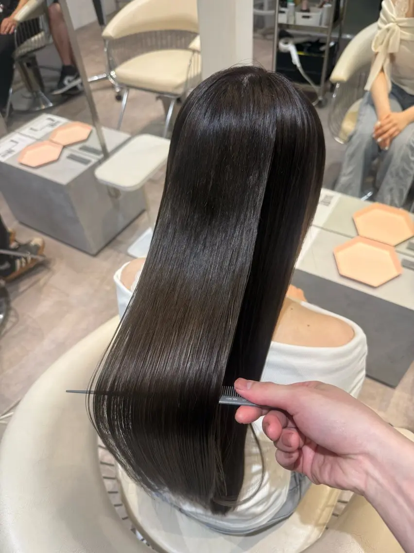 ロング カラー 透明感カラー グレージュ 髪質改善 トリートメント カット ヘアカラー トリートメント 💎透明感カラー特化 💎TAISEIのヘアスタイル