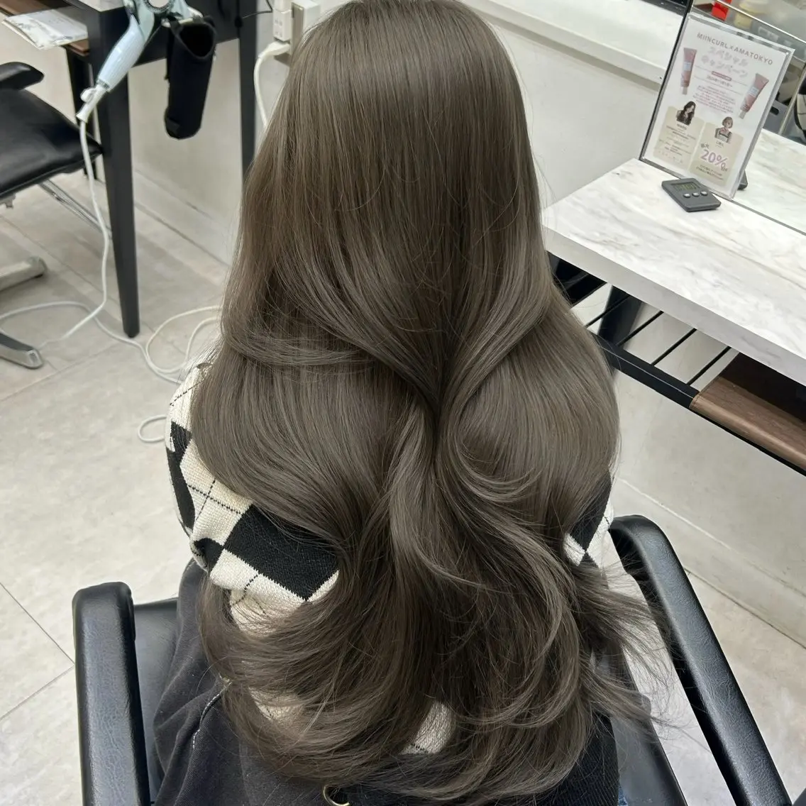ロング カラー カット ヘアカラー トリートメント 透明感カラー 古山 結季🌙🖤のヘアスタイル