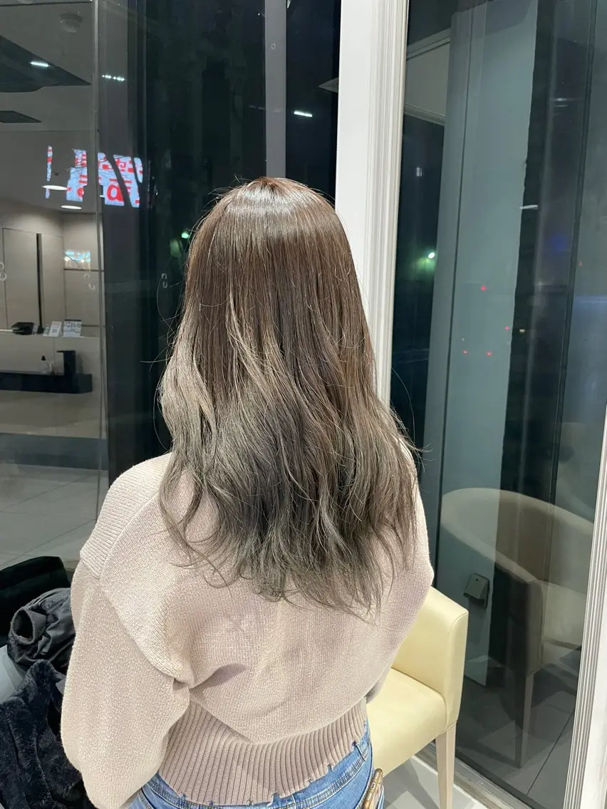 ロング カラー アッシュ ベージュカラー カット ヘアカラー クロスパーマ/うる艶 カラー/Kurumiのヘアスタイル