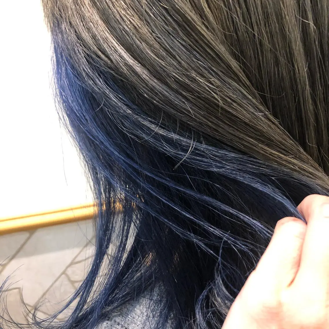 ミディアム カラー カット ヘアカラー トリートメント 植田 彩のヘアスタイル