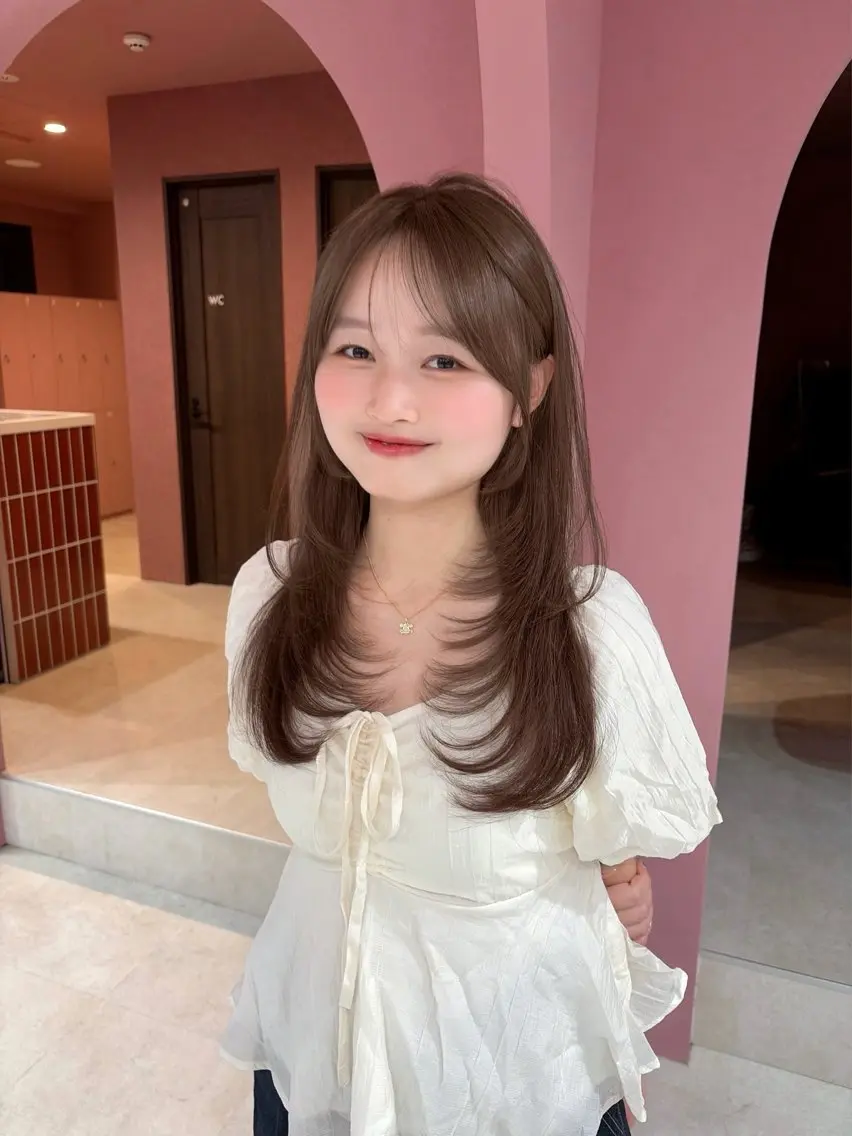 ロング 韓国風ヘア カット ヘアカラー トリートメント お悩み解決 顔周りカット/楽人のヘアスタイル