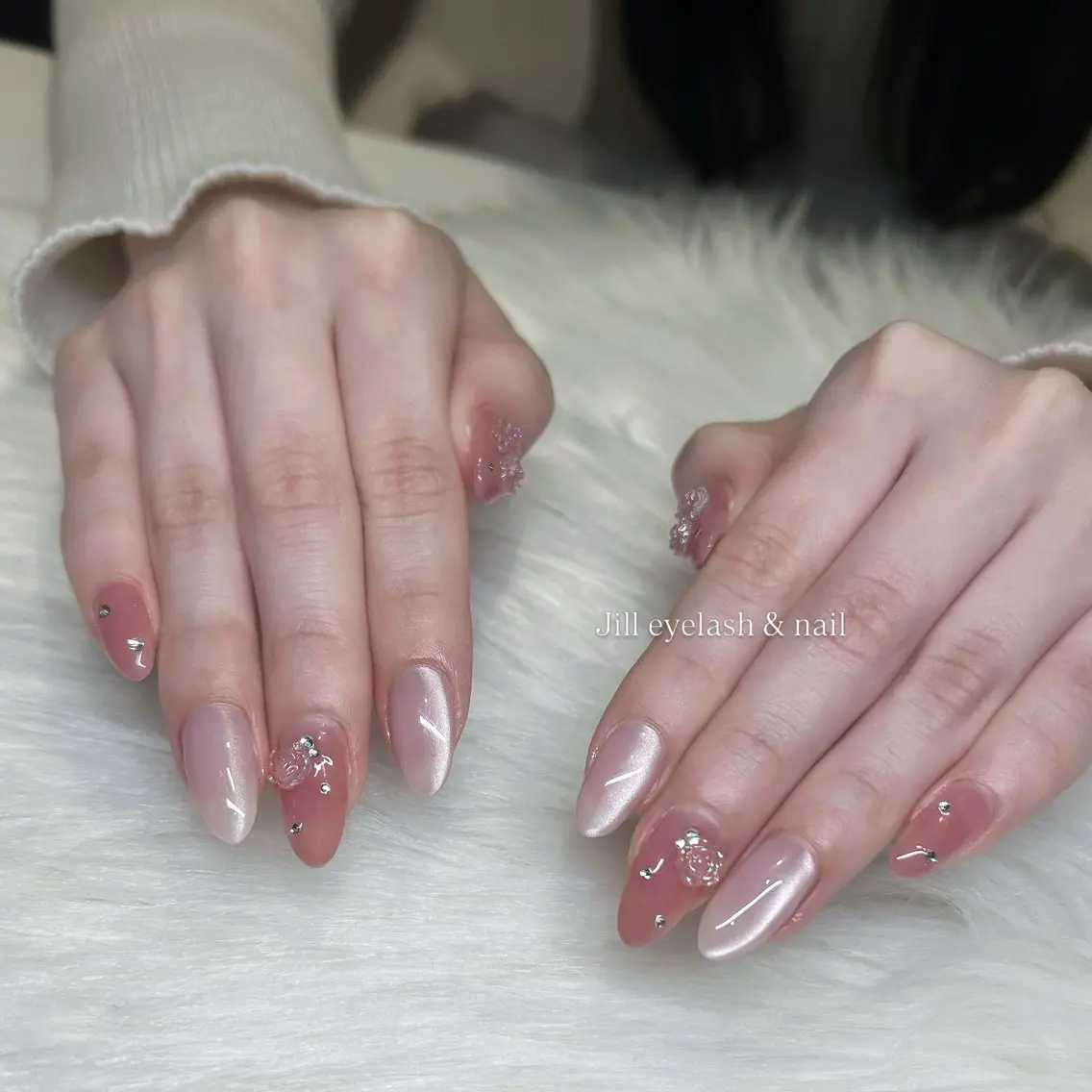 ネイル ハンドネイル ami 𝜗𝜚˚⋆のネイルデザイン
