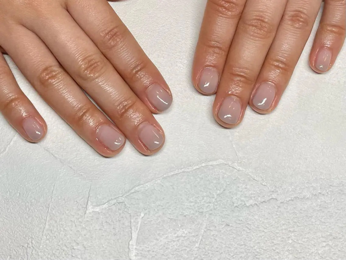 ネイル グラデーション ささき れいなのネイルデザイン