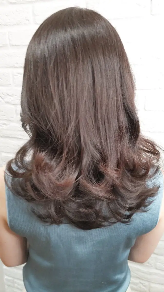 ミディアム カット ヘアカラー ✂デザインカット🐟 高評価✂戸崎俊成✂のヘアスタイル