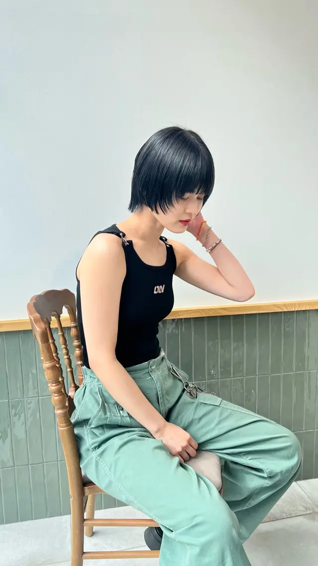ショート カラー カット ヘアカラー トリートメント 赤みゼロ/透明感 カラー🌿KANTAのヘアスタイル