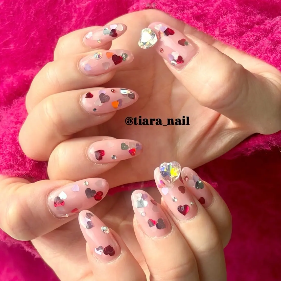 ネイル ハート オフィスネイル ピンク シンプルネイル TIARA💅🏻 NORIKOのネイルデザイン