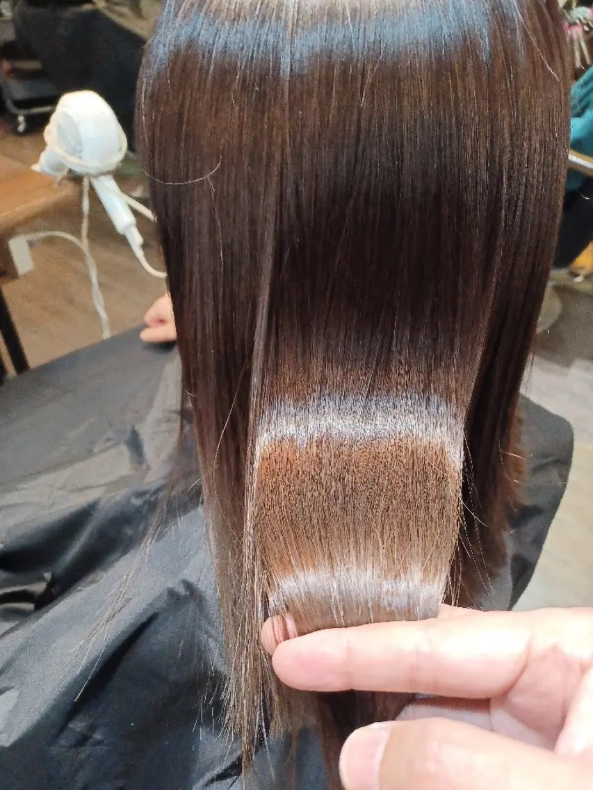 セミロング 髪質改善 トリートメント ✂️✂️徳　田✂️ ✂️のヘアスタイル