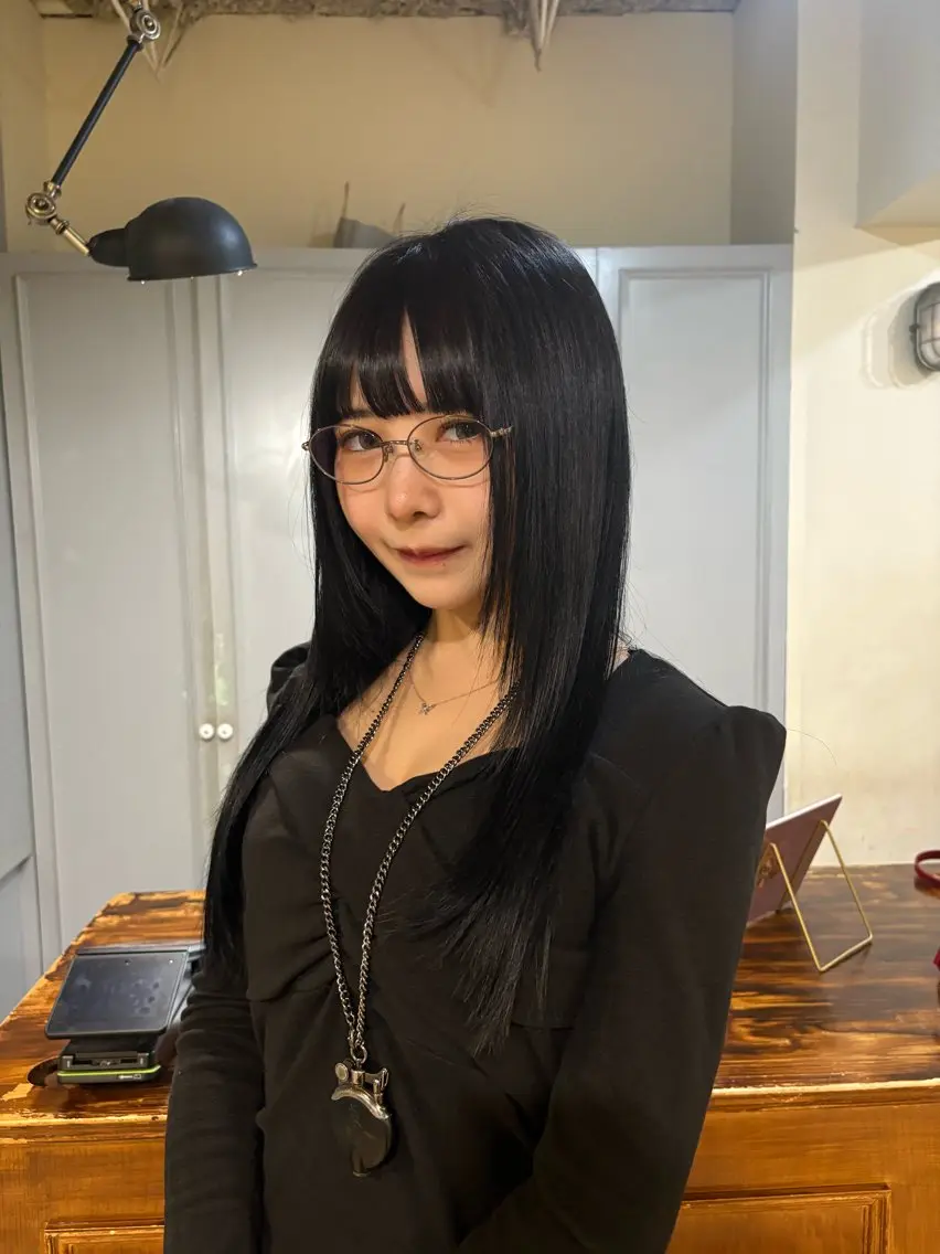 ロング カラー カット ヘアカラー トリートメント 🤩噂のMr.髪ポジ ティブ®️yu🤩のヘアスタイル