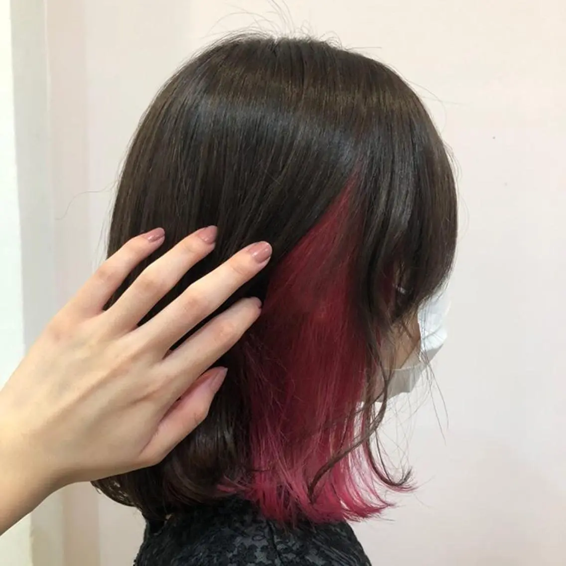 ミディアム 山田 まどかのヘアスタイル