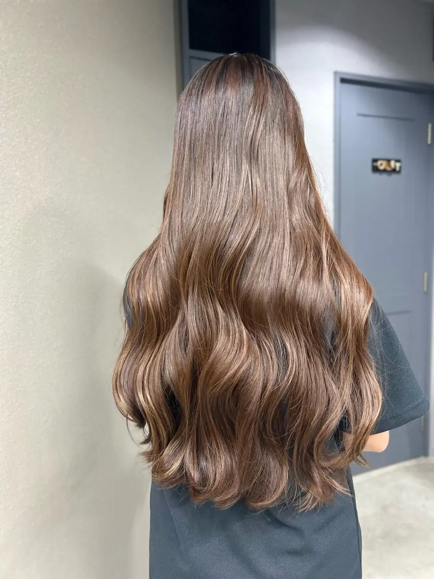 ロング カラー ヘアアレンジ ベージュカラー ブラウンカラー VIM hairおもろまち店のヘアスタイル