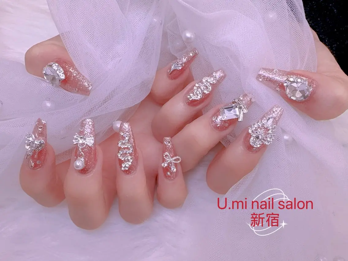 ネイル ボルドー チークネイル 長さ出し フレンチネイル ジェルネイル UMI ネイルサロン新宿🎀のネイルデザイン