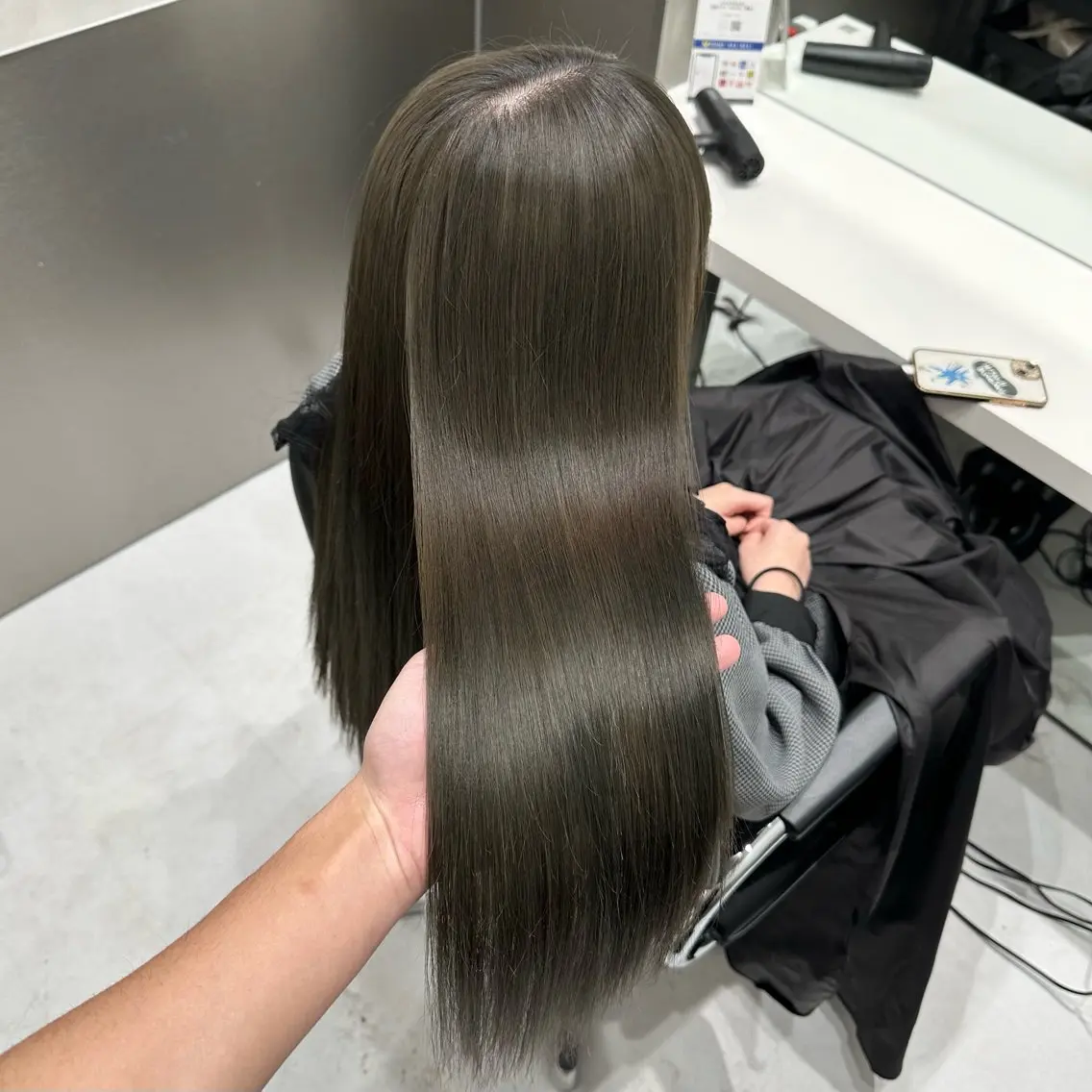✨期間限定クーポン✨極上ツヤ感ULTOWAトリートメント+カラーの写真