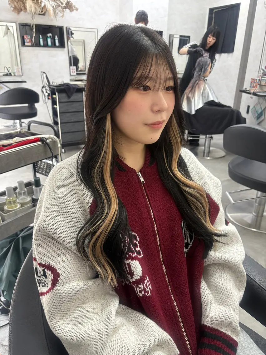 ロング ボブ エクステ ロング エクステ 天神最安値エクステ カラーレイヤーカットのヘアスタイル
