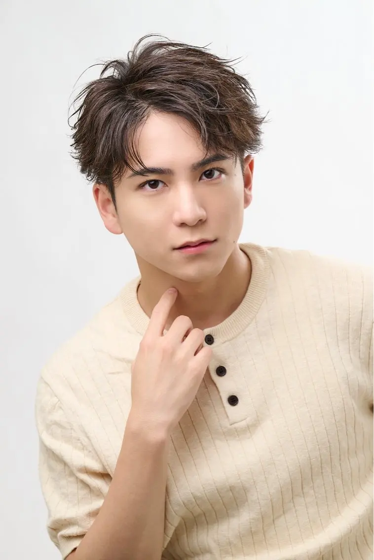 メンズ フェザーパーマ メンズパーマ メンズショート カット 【メンズ専門】中本 翔大のヘアスタイル