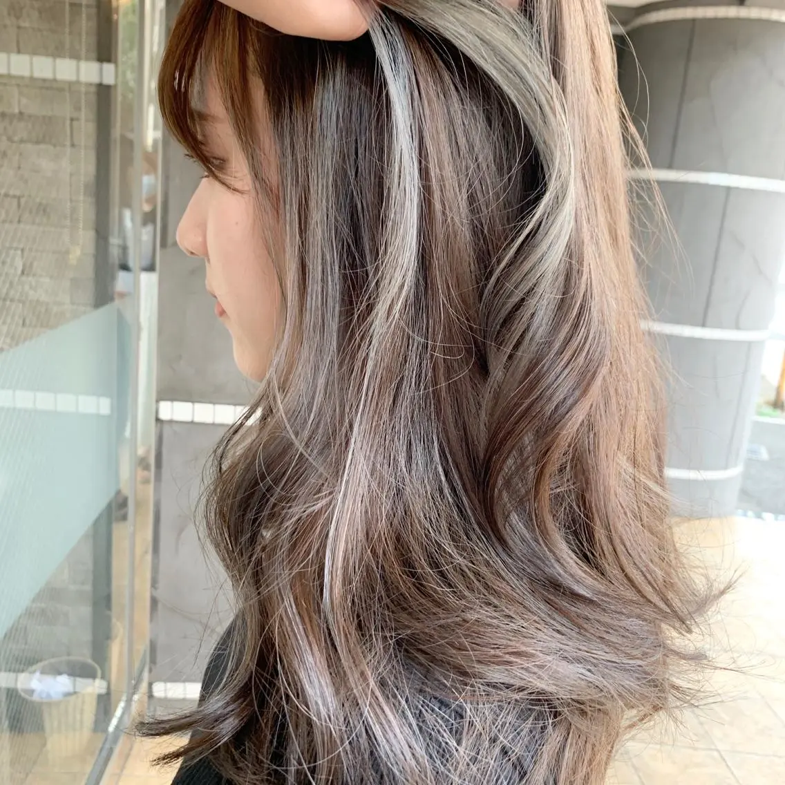 ロング カラー HairDesign Azurのヘアスタイル