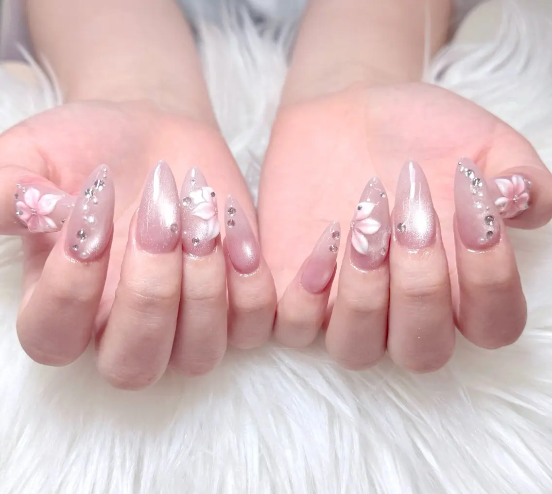 ネイル ハンドネイル ハンドケア DuLi Blinkのネイルデザイン