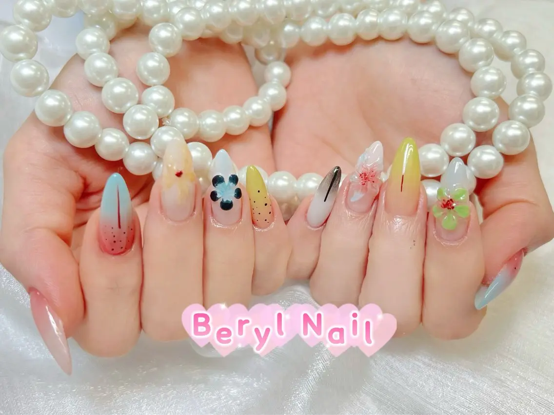 ロング Beryl Nail 新大久保のネイルデザイン