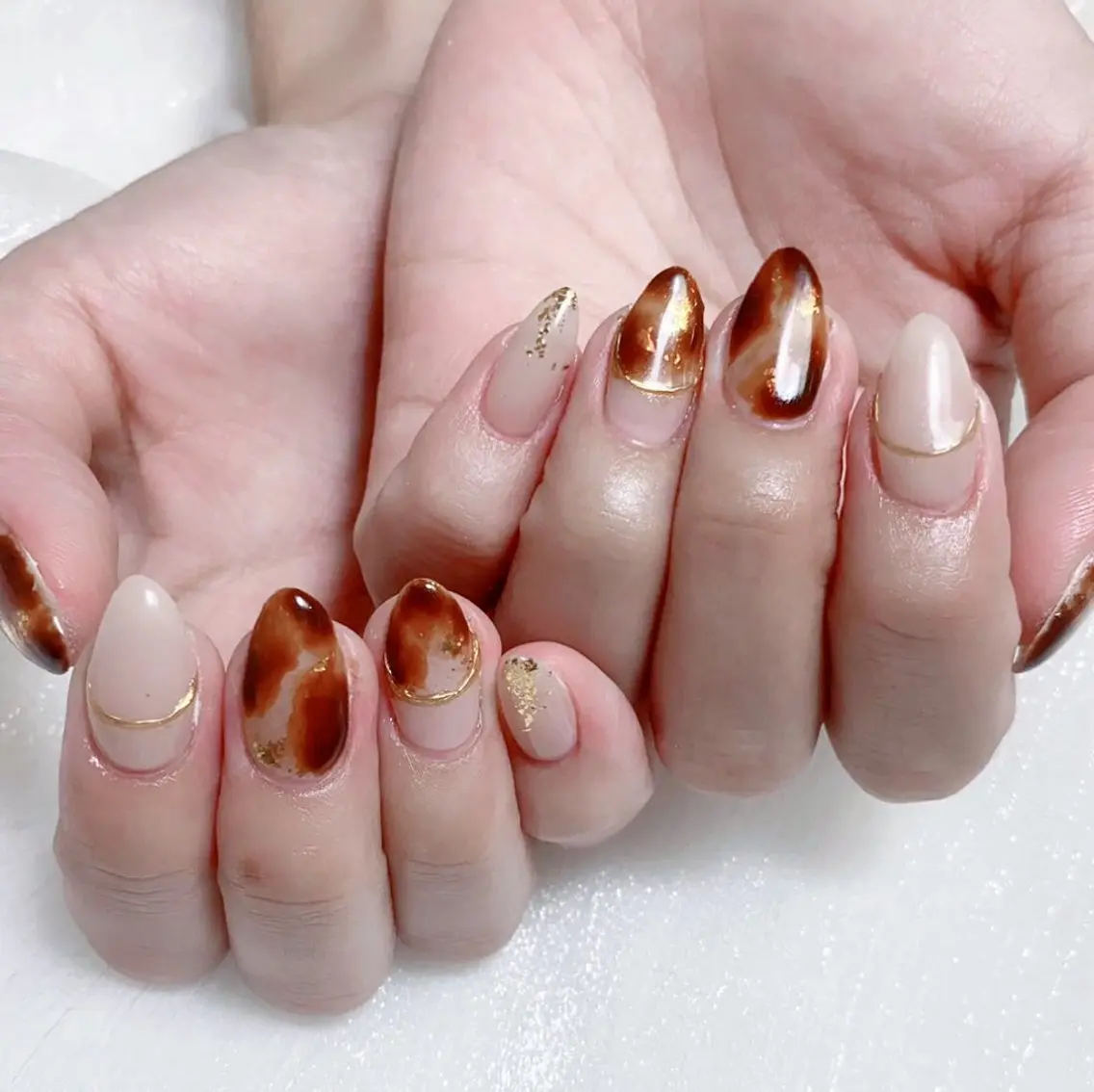 メンズ ネイル メンズ韓国風 アートネイル オーロラネイル ガーリー キラキラネイル ハンドネイル Nail salon 木にいるのネイルデザイン