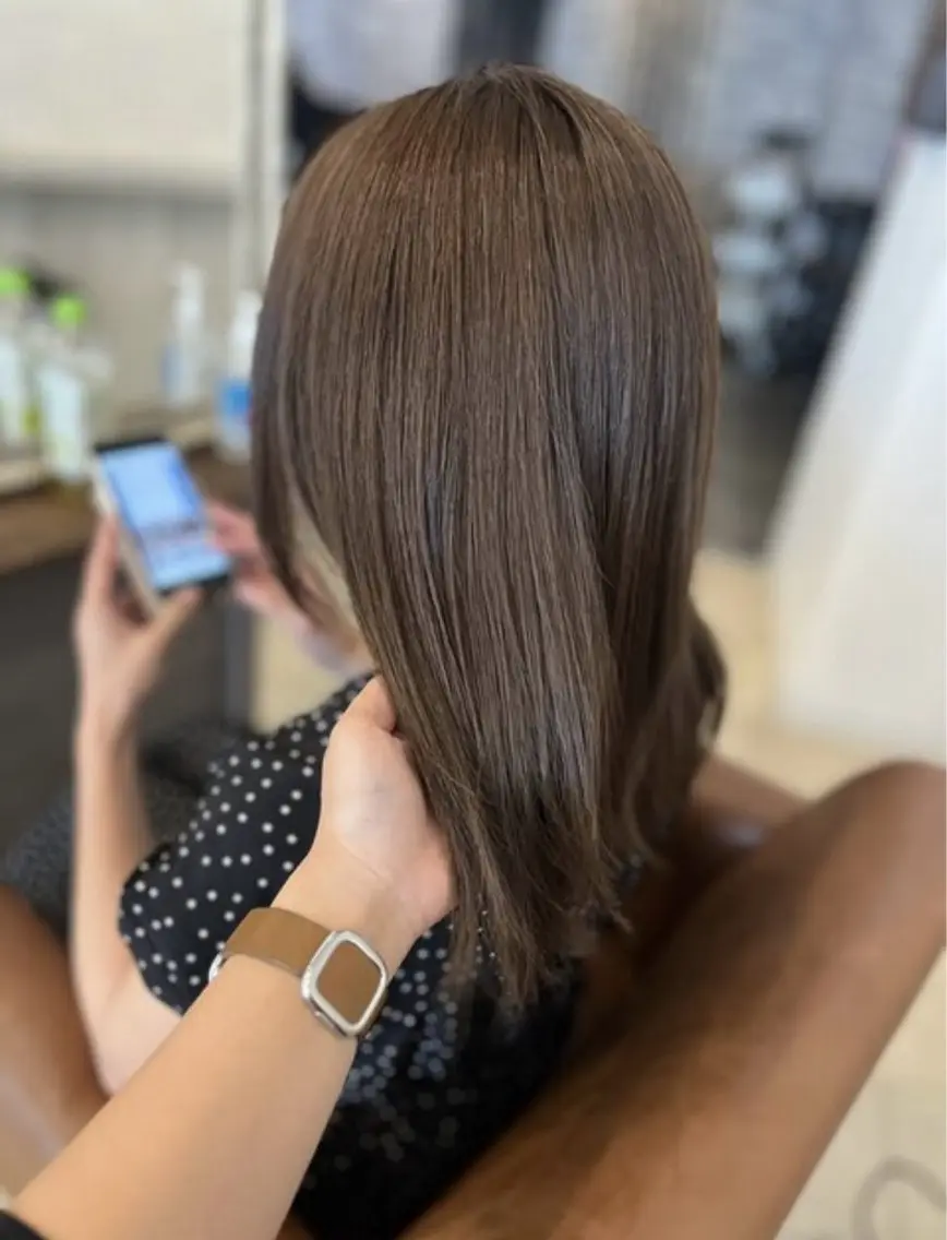 ロング カラー Cuthie 泉川のヘアスタイル