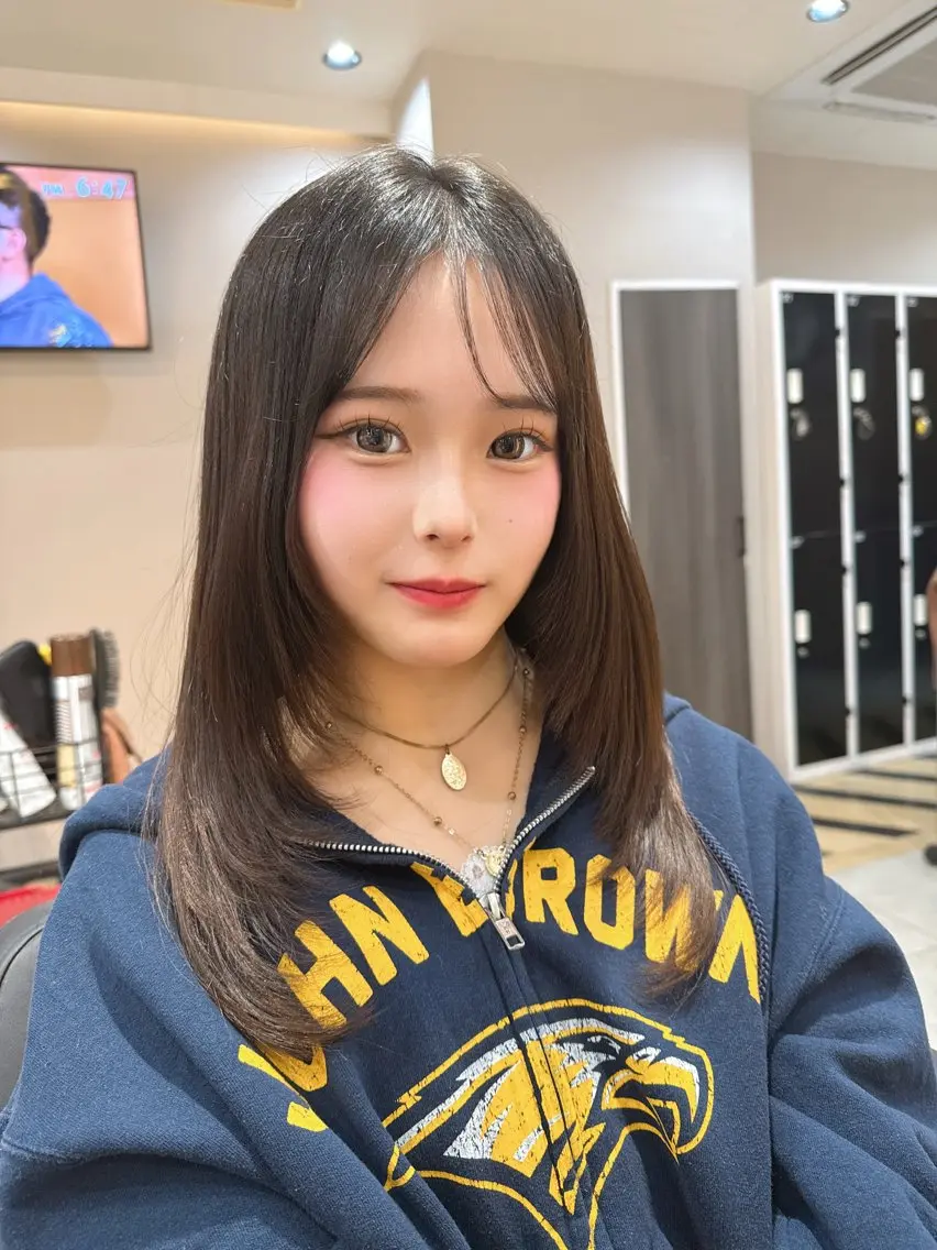 カット➕艶カラー¥5500/河原町/レイヤーカット/韓国の写真