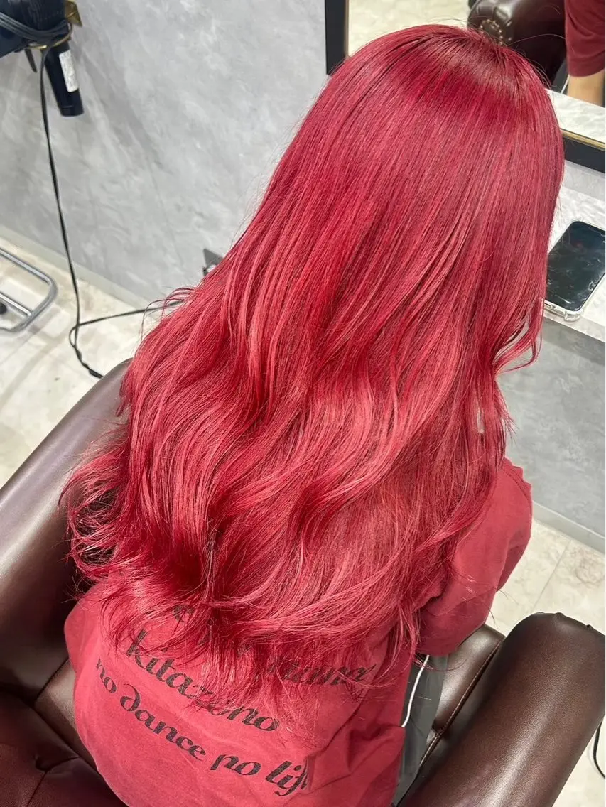 ロング カラー レッドカラー ヘアカラー ハイトーン/🫧 トレンドカラー/あやのヘアスタイル