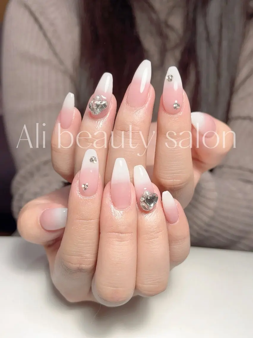 ネイル グラデーション ハンドネイル Ali 新小岩 ネイル専門のネイルデザイン