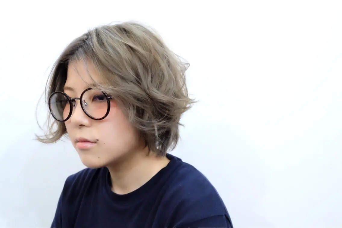 ショート カラー ダブルカラー グレージュ Yu takaのヘアスタイル