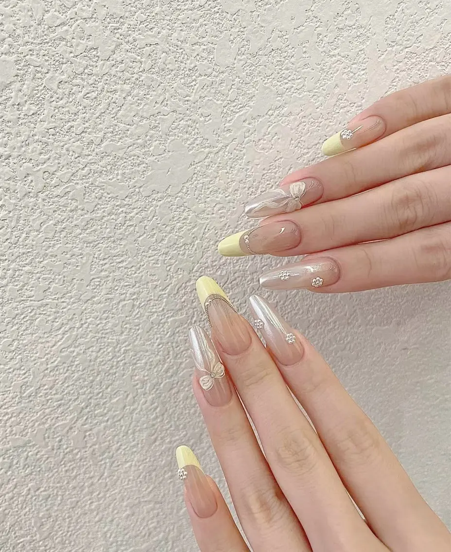 ネイル フレンチネイル 持ち込み BabyYouMi nailのネイルデザイン