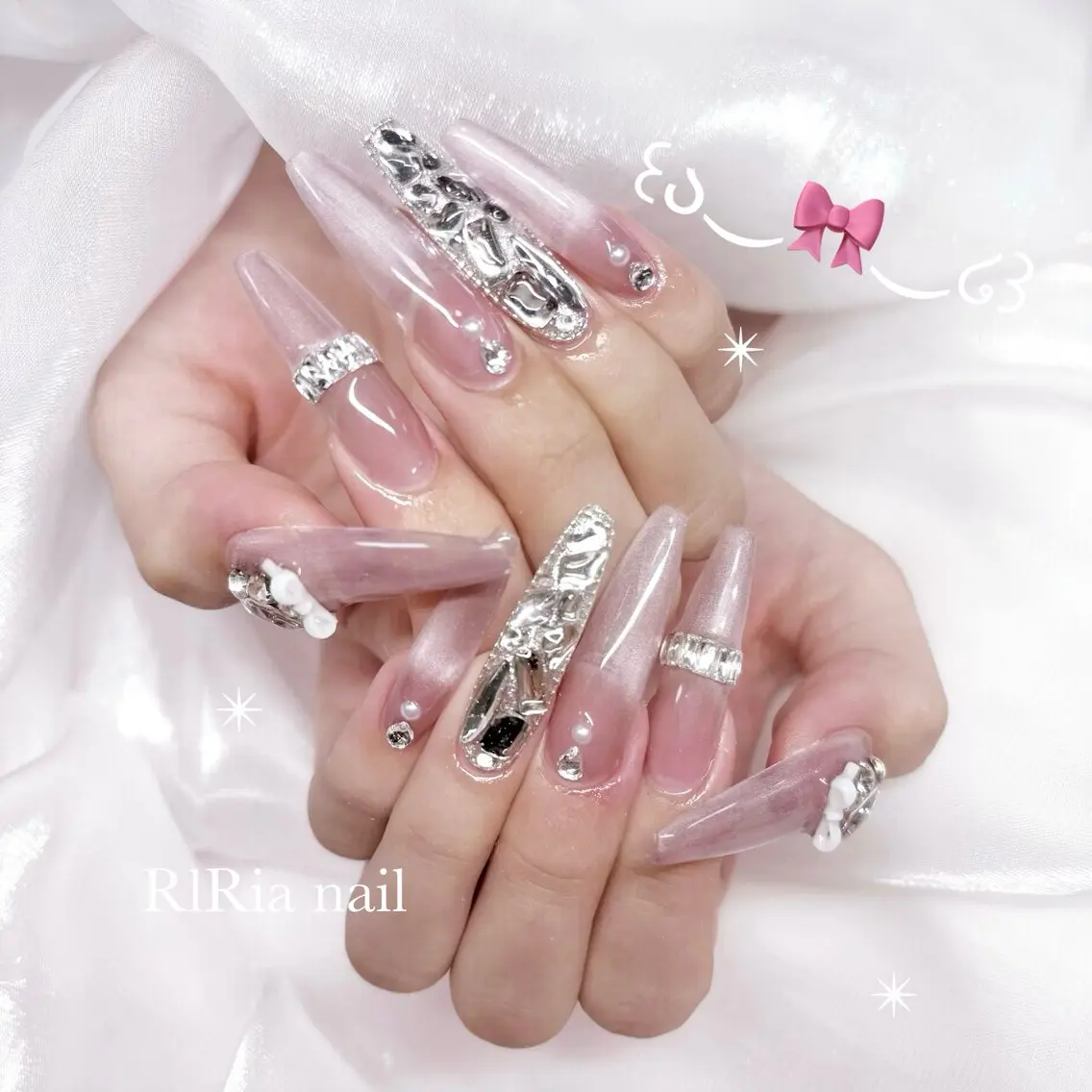 ネイル ラメ(グリッター) ピンク ピンクベージュ リボン ストーンネイル ハンドネイル 🎀RIRia nail🎀のネイルデザイン