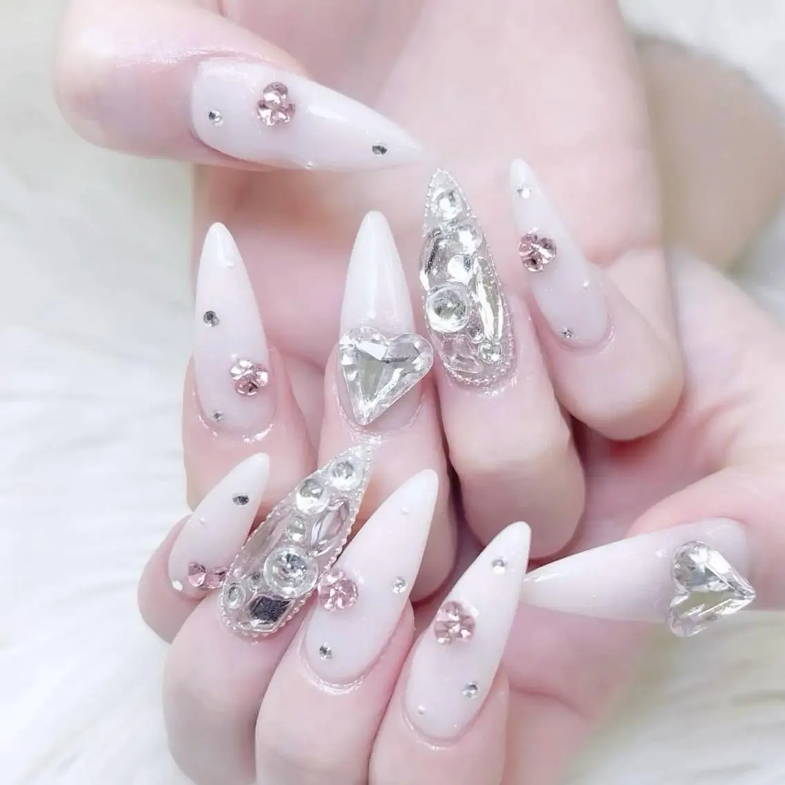 ネイル 長さ出し グラデーション 卒業式 キラキラネイル マグネットネイル YUNA Belle Nail 池袋のネイルデザイン