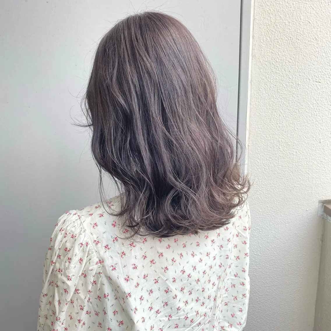 ミディアム 🍀yuria/ハイ トーン/ペールカラーのヘアスタイル