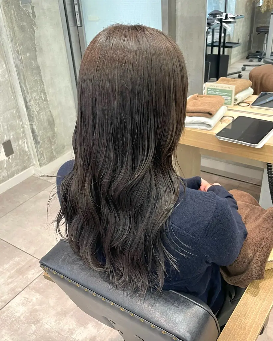 ロング カラー カット ヘアカラー 透明感カラー×ヘア アレンジ🪽しおりのヘアスタイル