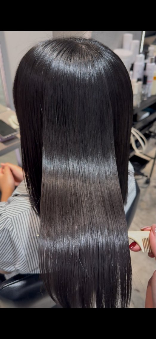 ミディアム 酸性ストレート カット 縮毛矯正 トリートメント あんな🦋レイヤー カット/透明感カラーのヘアスタイル
