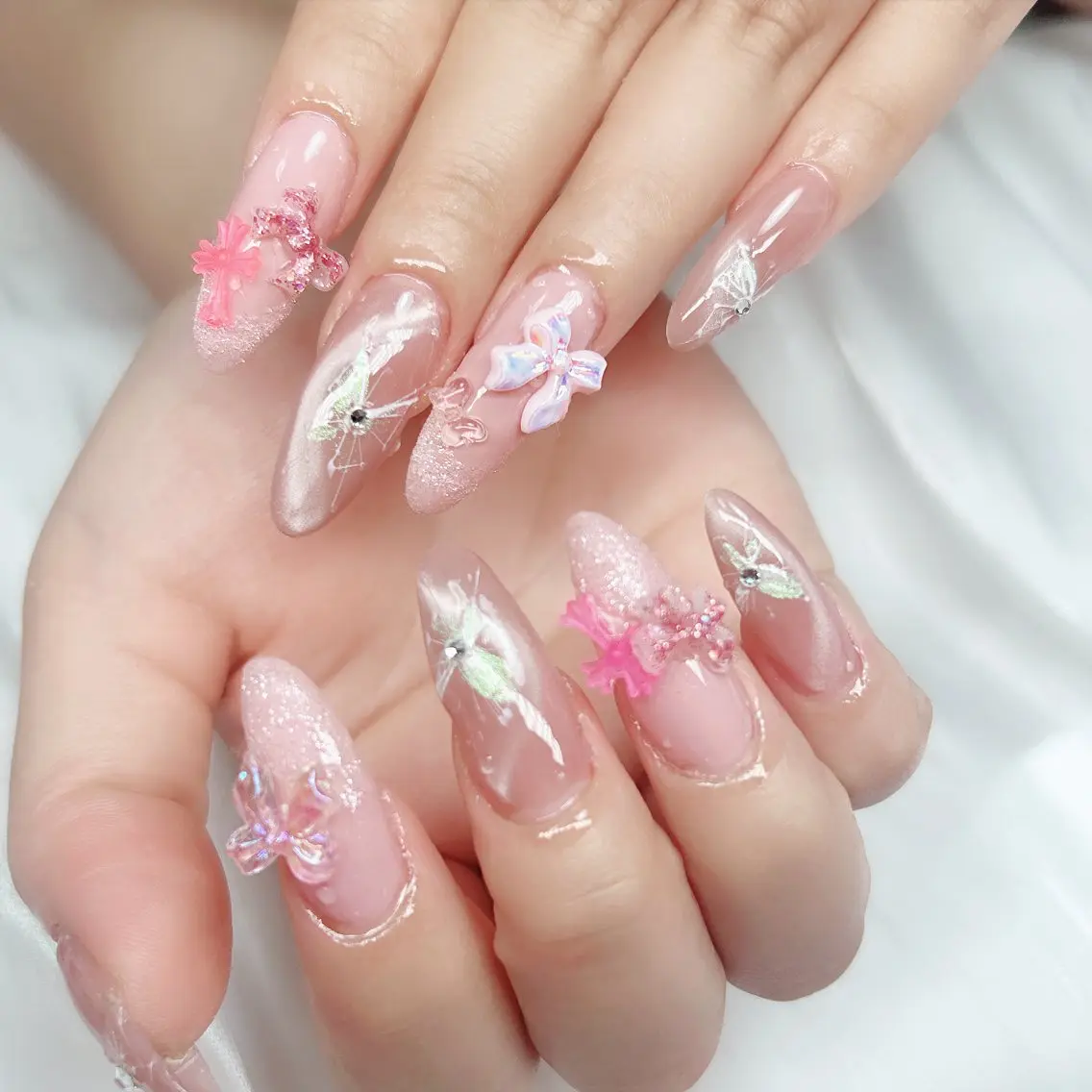 ネイル ハンドネイル 山田 彩花のネイルデザイン